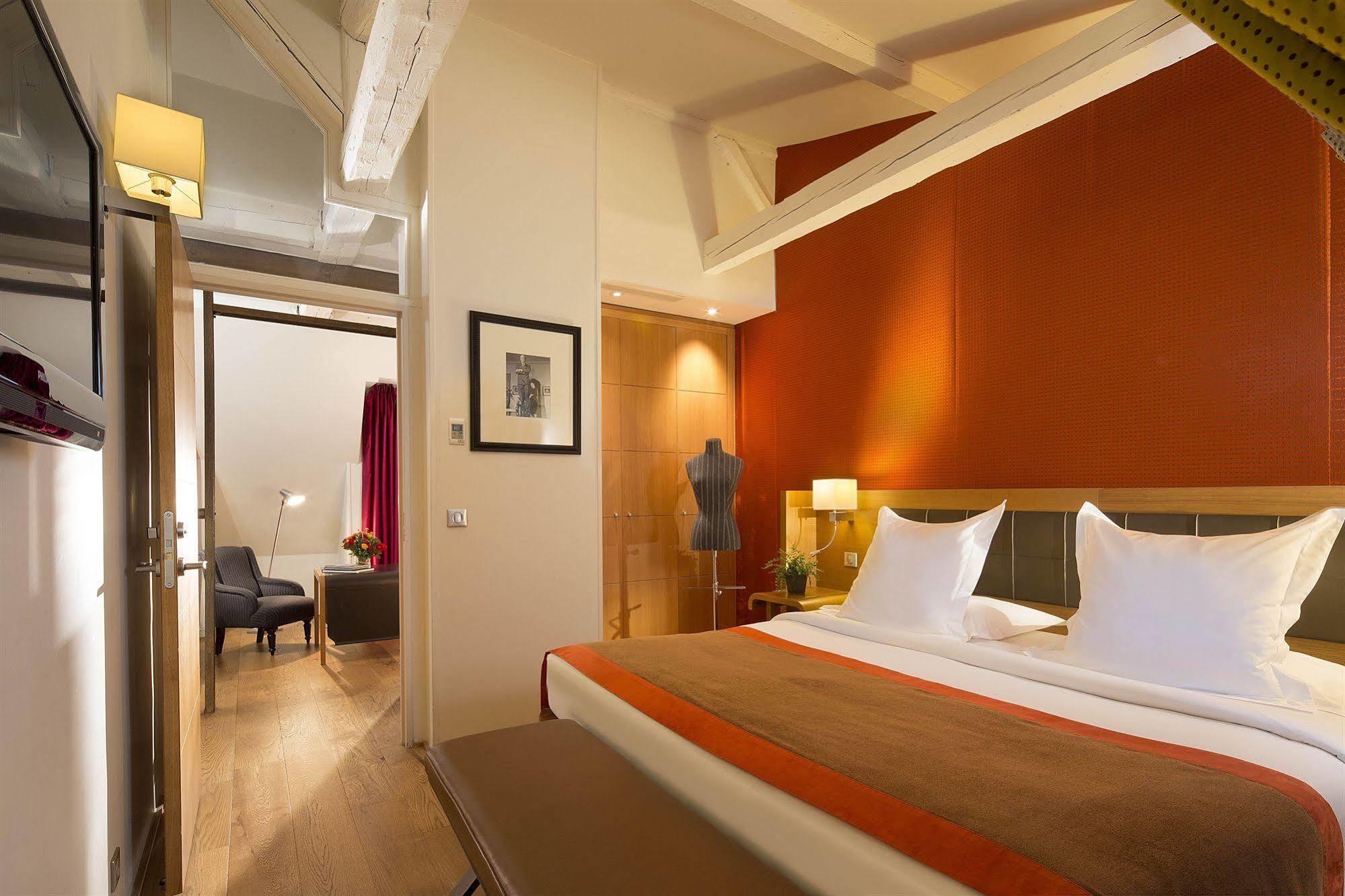 Hotel Le Six Paris Bagian luar foto