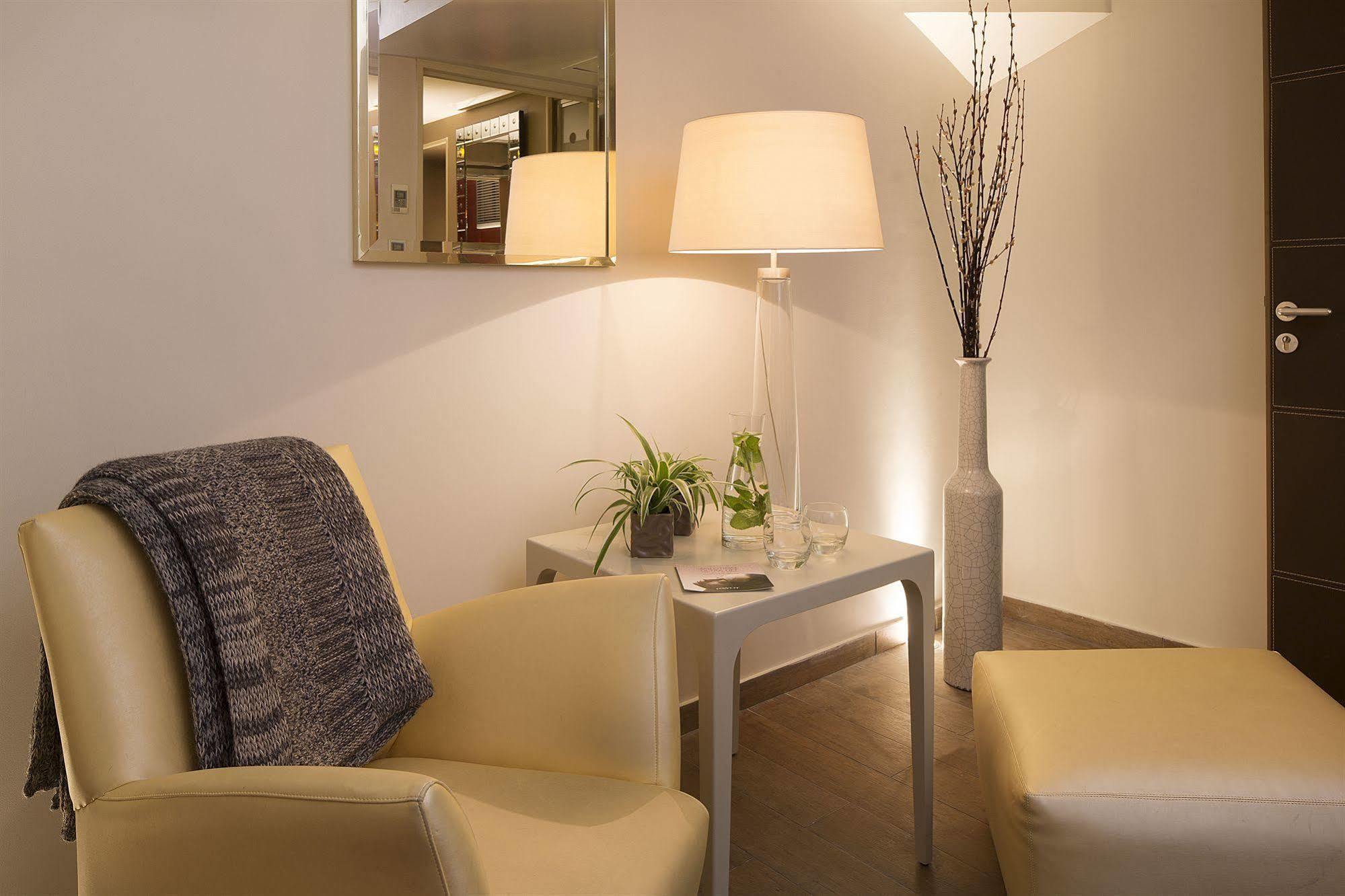 Hotel Le Six Paris Bagian luar foto